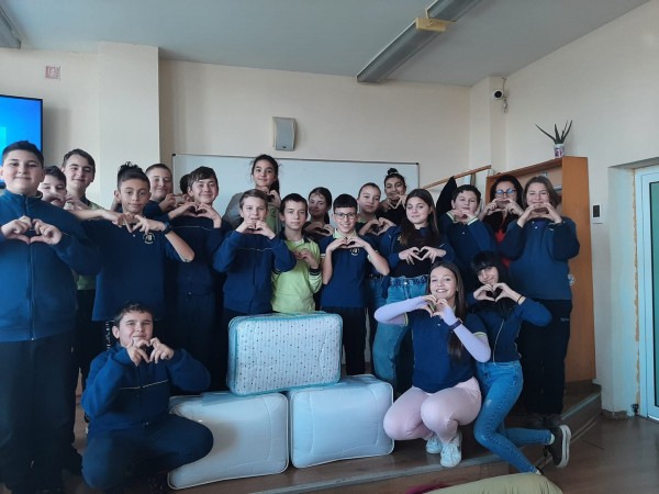 Антимовци с голямо дарение за Турция