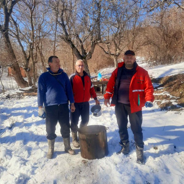 За поредна година град Шипка спази традицията си за Трифон Зарезан