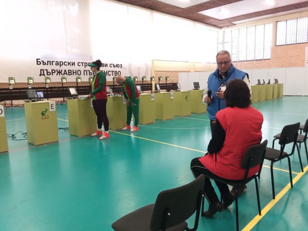 Успешна седмица с два турнира направиха стрелците на Нели Йончева