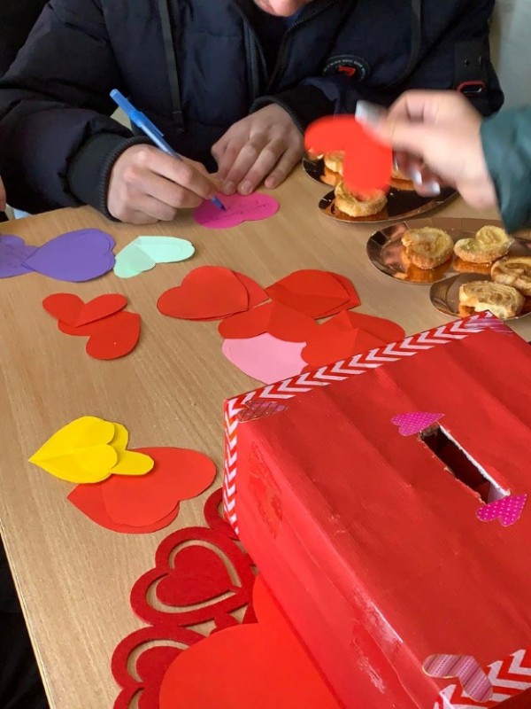 В ПГЛПТ отбелязаха празника на виното и любовта 