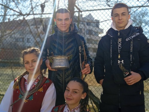 В ПГЛПТ отбелязаха празника на виното и любовта 