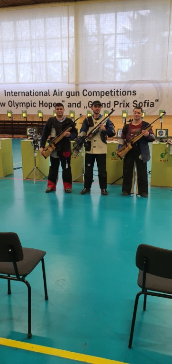 Успешна седмица с два турнира направиха стрелците на Нели Йончева