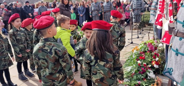 Казанлък отбеляза тържествено 150 години от гибелта на Апостола на Свободата