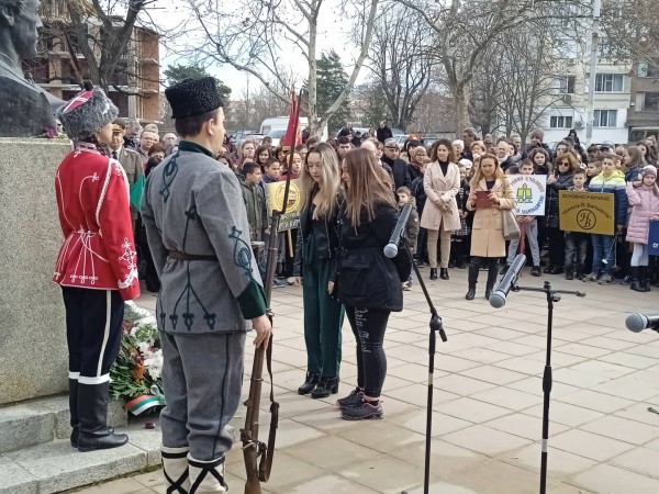 Специален сайт посветен на Васил Левски разработиха десетокласници в ПГЛПТ