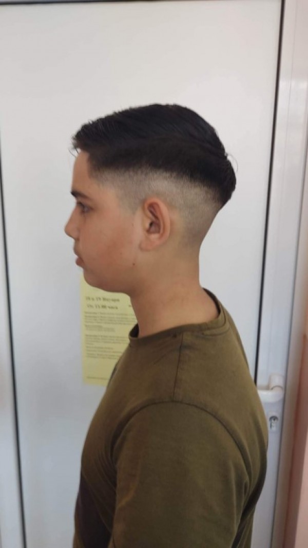 Ученици от ПГ „Акад. П. Стайнов“ премериха сили в състезанието „Най-добър млад фризьор и гримьор“