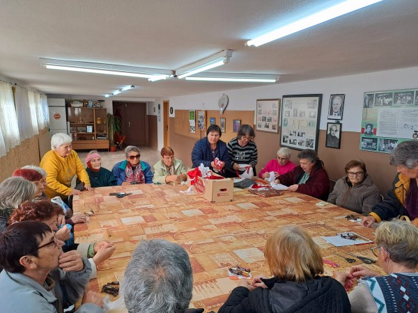 Енина готова да посрещне Баба Марта 