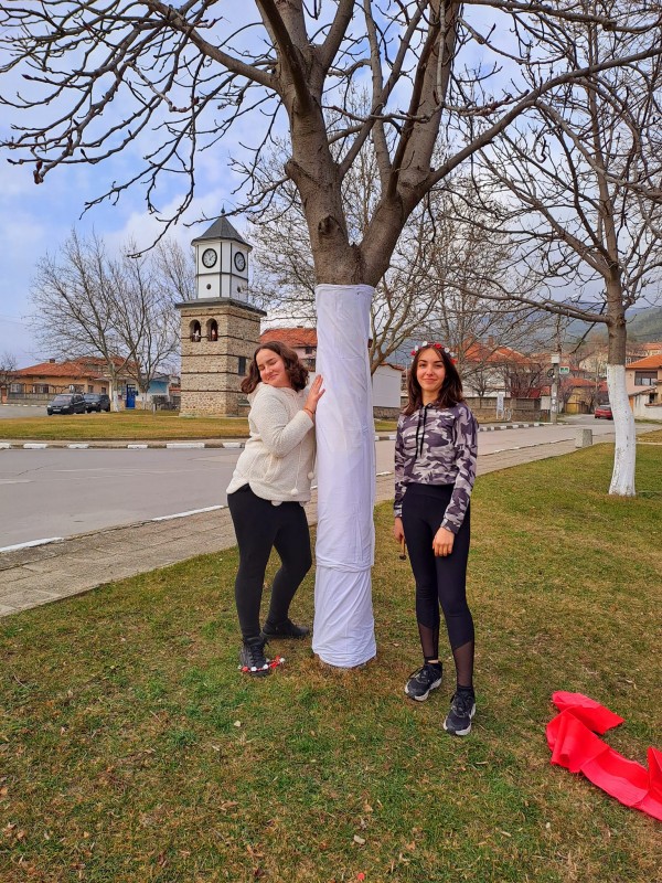 Енина готова да посрещне Баба Марта 