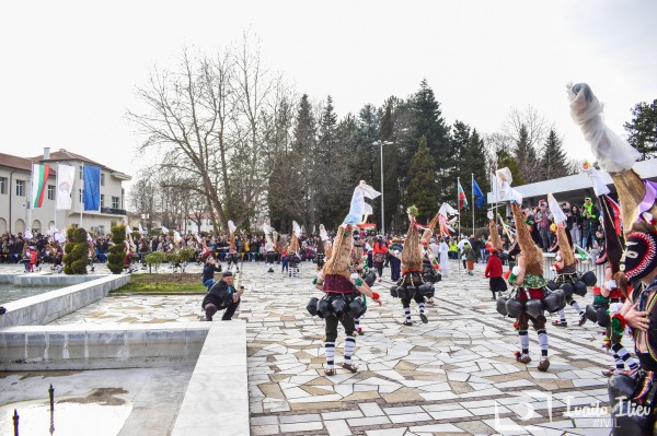 Карибски пирати акостираха в Павел баня на Сирни Заговезни