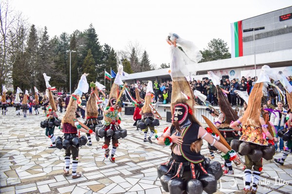 Карибски пирати акостираха в Павел баня на Сирни Заговезни
