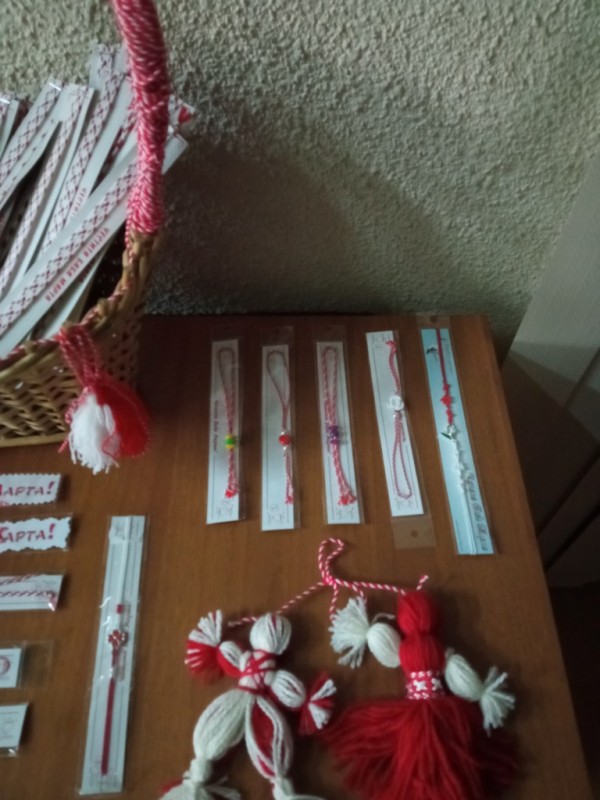 Десетки малчугани се превърнаха в „Помощниците на Баба Марта”