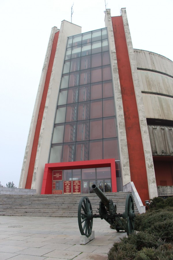 В Плевен д-р Чавдар Ангелов представи изложбата „120 години Храм-паметник „Рождество Христово“ в гр. Шипка“