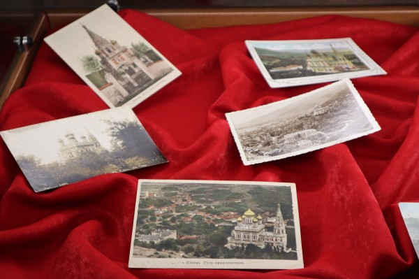 В Плевен д-р Чавдар Ангелов представи изложбата „120 години Храм-паметник „Рождество Христово“ в гр. Шипка“