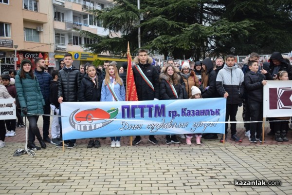 С издигане на националния флаг тържествата за 3 март започнаха в Казанлък