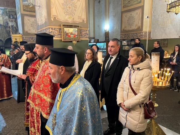 Казанлък се поклони пред героите на Освобождението на България