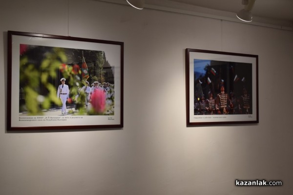 Кадър от Казанлък стана част от изложбата “Хиляди лица-една армия“ на военният фотограф Вяра Йовева