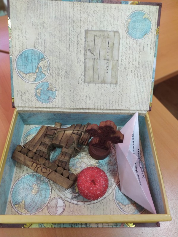 Осмокласниците в ПГ “Иван Хаджиенов“ премериха сили в Антична олимпиада