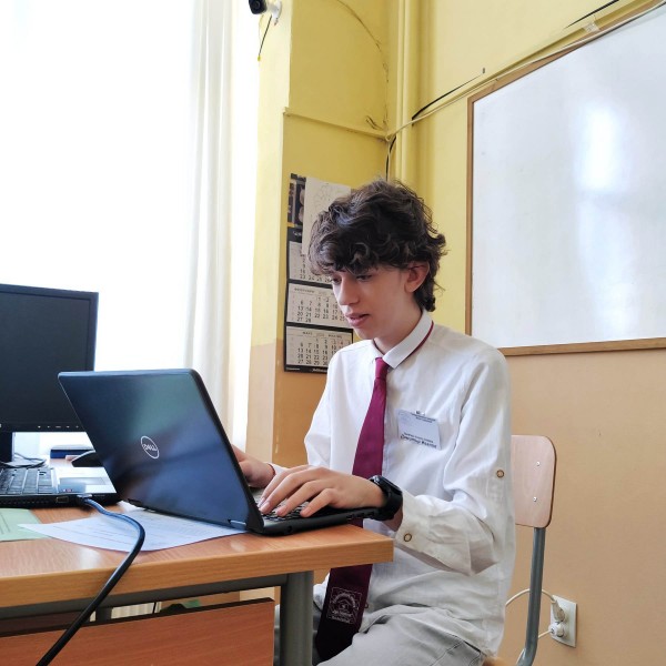 Представиха първата специалност “Компютърна техника и технологии“ през месеца на професиите в Механото 