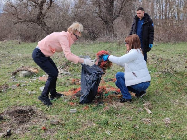 Кандидат-депутатите от ГЕРБ-Казанлък: Опазването на околната среда започва от съзнанието на всеки един от нас