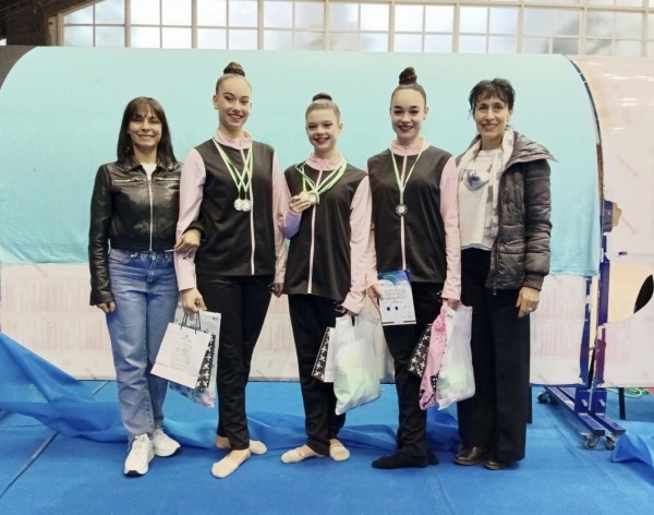 Гимнастичките от “Розова Долина“ се окичиха с нови медали в София