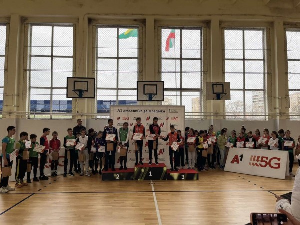 Поредно злато за лекоатлетката ни Мария Караиванова. Този път от трибой в Ямбол