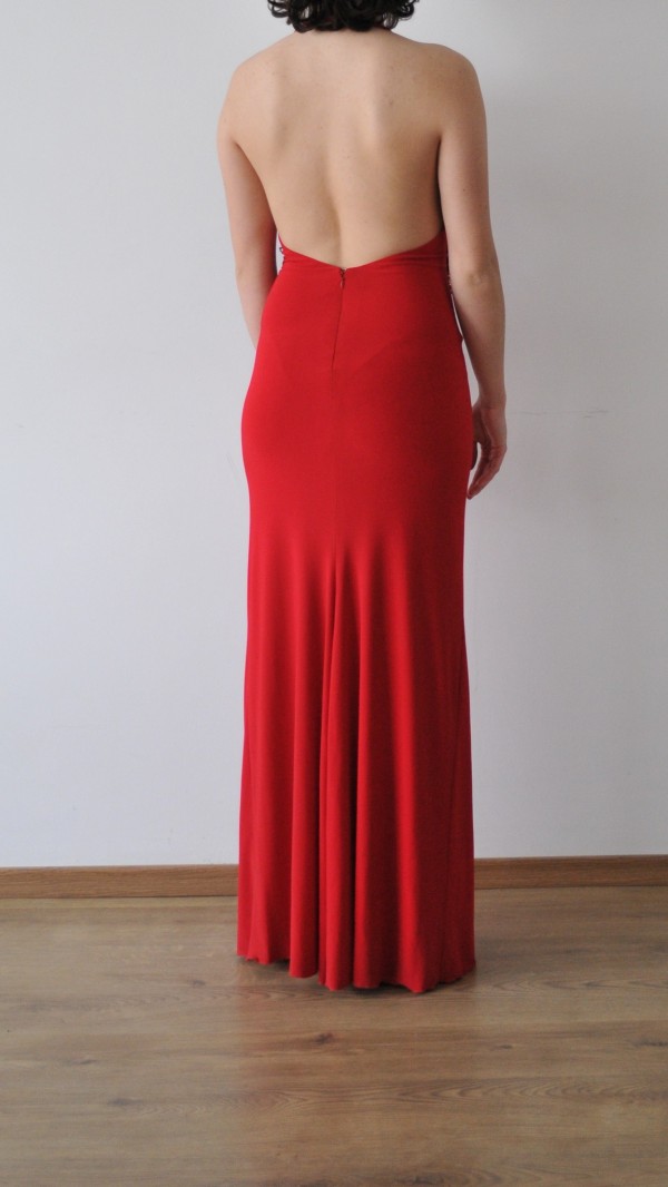 За поредна година абитуриенти в нужда могат да получат тоалет безплатно и анонимно