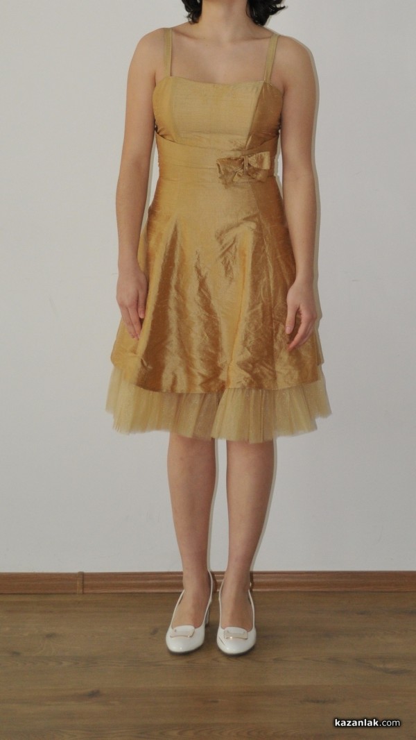 За поредна година абитуриенти в нужда могат да получат тоалет безплатно и анонимно