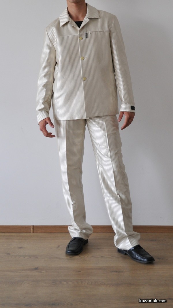 За поредна година абитуриенти в нужда могат да получат тоалет безплатно и анонимно