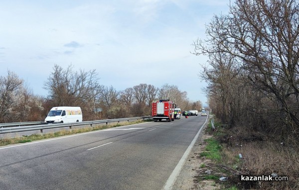 Катастрофа до разлкона за Мъглиж. Има пострадал / ОБНОВЕНА