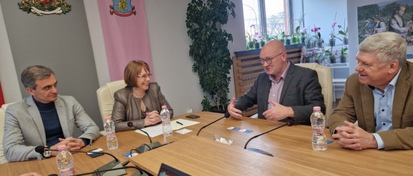 Представители на Фондация „Конрад Аденауер“ за Казанлък: “Град с абсолютно успешен капацитет!“