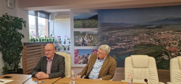 Представители на Фондация „Конрад Аденауер“ за Казанлък: “Град с абсолютно успешен капацитет!“