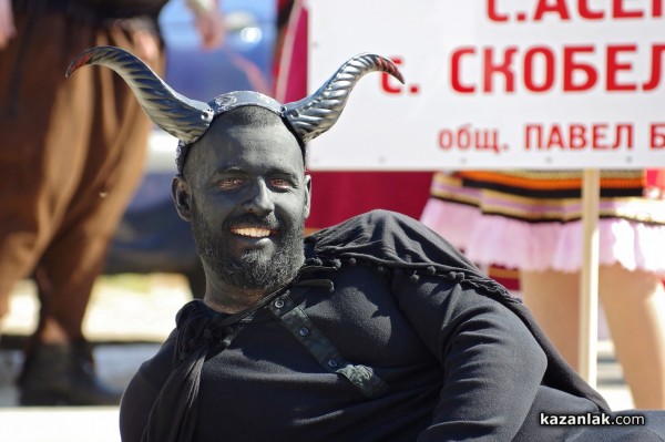 Над 1000 кукери от различни краища на страната идват за „Старци в Турия” тази събота 