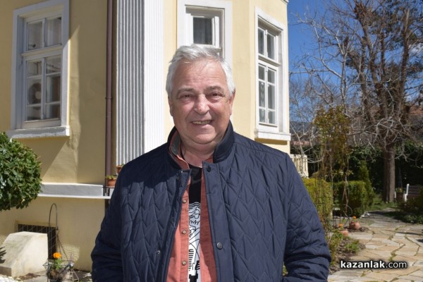 Куклите на Шенгюл Ахмедова изпъстриха музей „Чудомир“ 