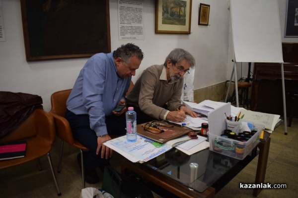 Малки художници рисуваха карикатури за шести път в традиционното издание на „Училище за карикатура“ 