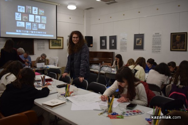 Малки художници рисуваха карикатури за шести път в традиционното издание на „Училище за карикатура“ 