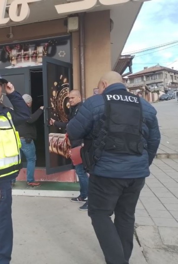 Отново спецакция на полицията. Петима са задържани 