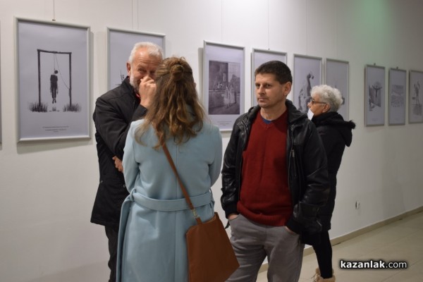 Карикатури на световно известни имена гостуват в Казанлък