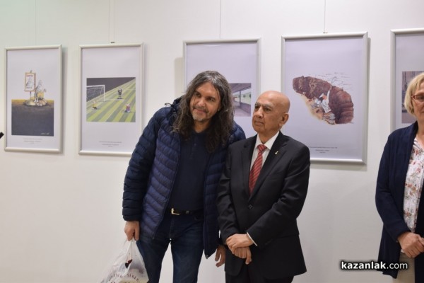 Карикатури на световно известни имена гостуват в Казанлък