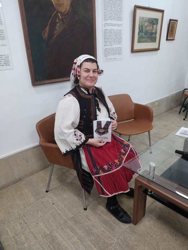 Деси Добрева, милион детски усмивки и литературна премиера беляза петия ден от дните посветени на Чудомир