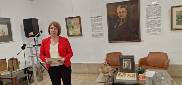 Признателност от кмета Галина Стоянова за дългогодишната работа на редколегията на списание “Кула“