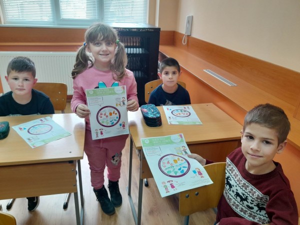 Интерактивни уроци провокират интереса на учениците от ОУ “Георги Кирков“ към здравословното хранене