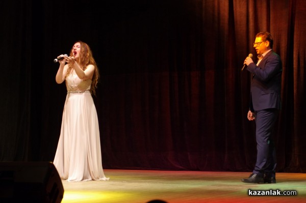 „Не сме от тях“ на МДТ “Константин Кисимов“ грабна 20-та награда „Комедиен хит на сезона“