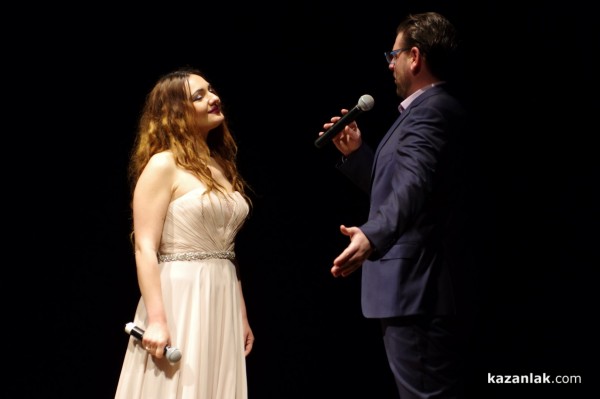 „Не сме от тях“ на МДТ “Константин Кисимов“ грабна 20-та награда „Комедиен хит на сезона“