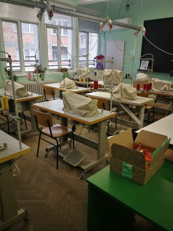 Учители и ученици от Механото посетиха партньорите си от ПГЛП „Райна Княгиня“ Хасково