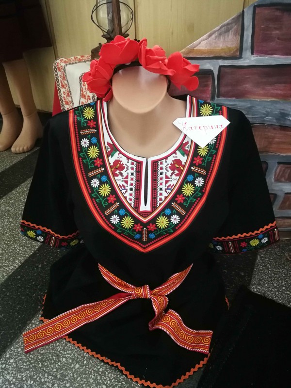 Учители и ученици от Механото посетиха партньорите си от ПГЛП „Райна Княгиня“ Хасково