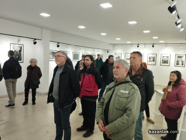 Проф. Росен Коларов: Всеки един от нас разбира и усеща самотата. Тя е чувство и емоция