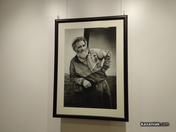 Проф. Росен Коларов: Всеки един от нас разбира и усеща самотата. Тя е чувство и емоция