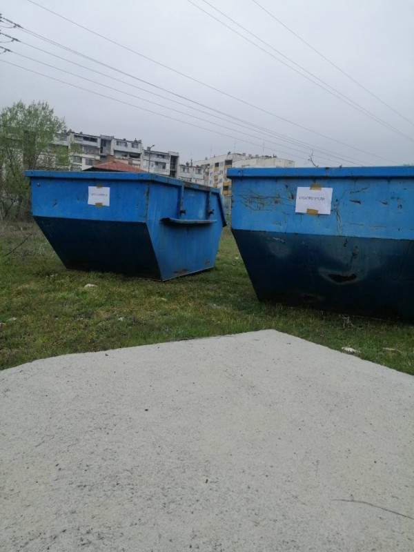 Казанлъчани изхвърлиха рекордните 137 490 кг. ненужни вещи и дрехи