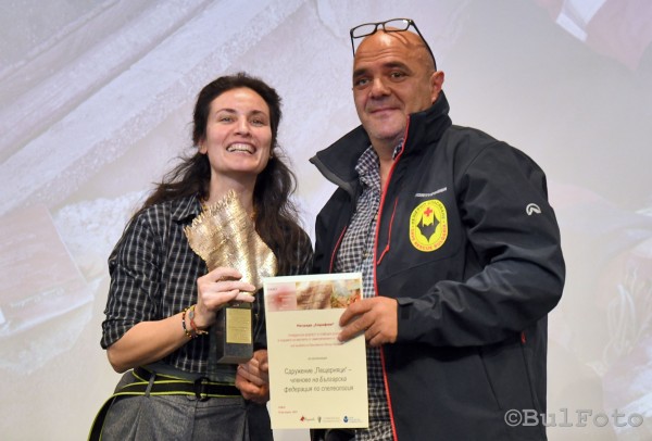 Отличиха казанлъчанинът Тодор Иванов, който бе част от пещерните доброволци след земетресенията в Турция