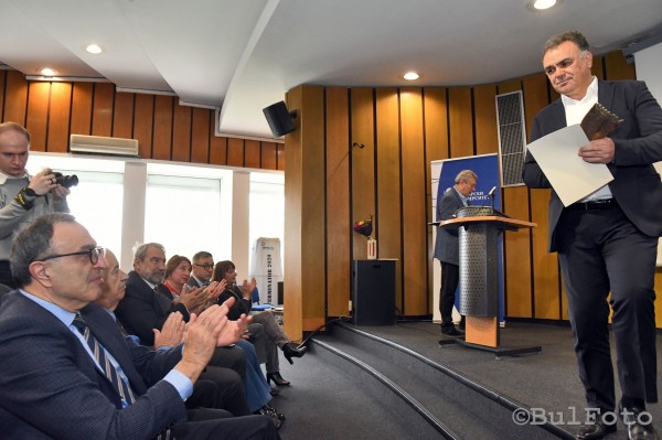 Отличиха казанлъчанинът Тодор Иванов, който бе част от пещерните доброволци след земетресенията в Турция