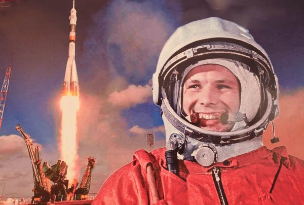 ДГ “Юрий Гагарин“ отбеляза патронния си празник с “космическо“ тържество